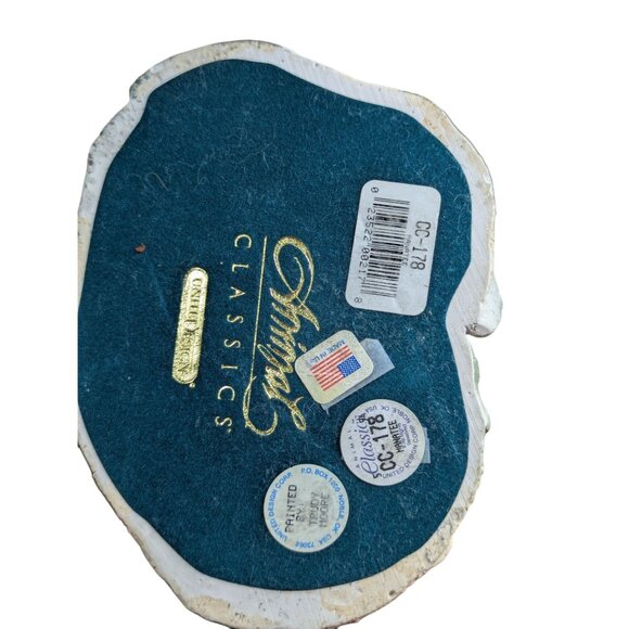 Manatee Figurine Statue On Ocean Base United Design 1988 Collectible Decor - Picture 8 of 10